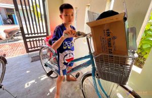 Cậu bé 10 tuổi: Đạp xe từ miền trung vào miền nam tìm Mẹ